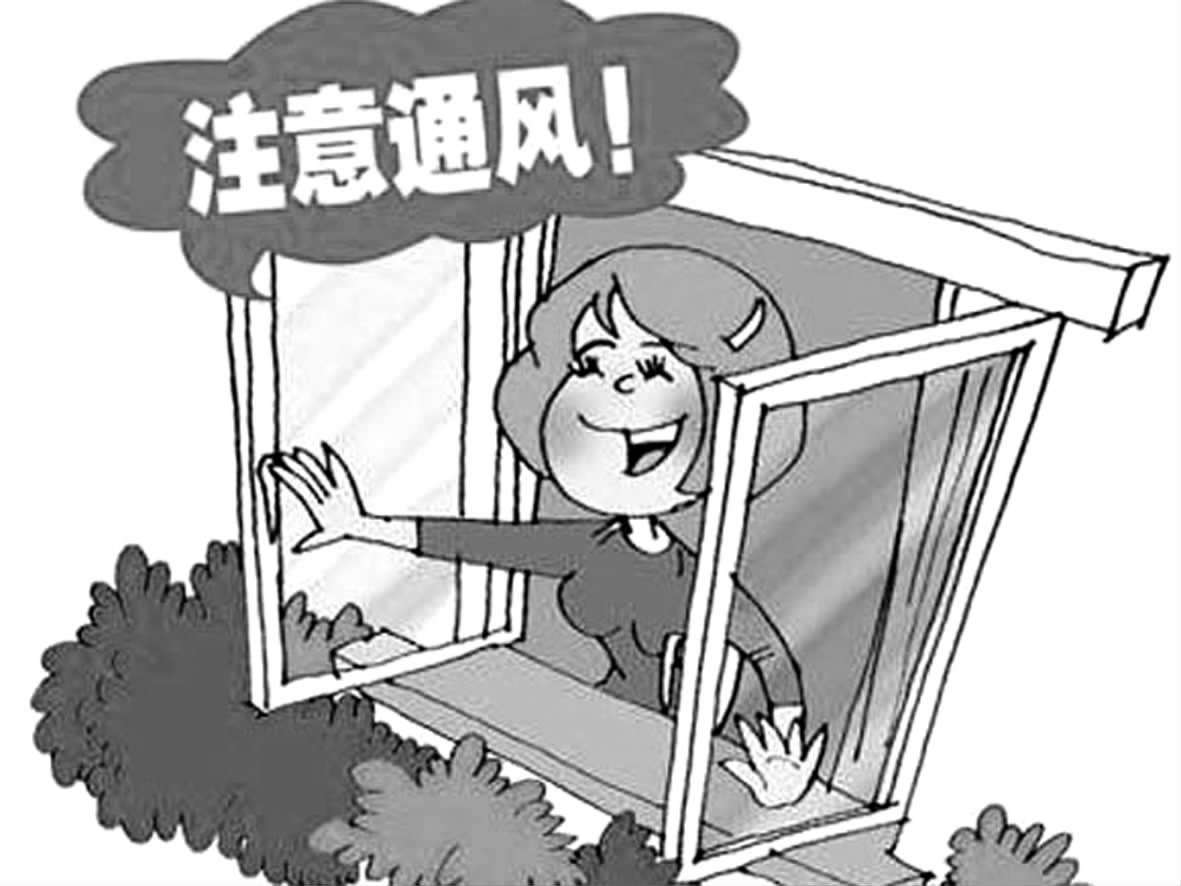隨著人們對(duì)生活環(huán)境的要求越來越高，裝飾越來越復(fù)雜，室內(nèi)裝修污染已成為人們關(guān)注的焦點(diǎn)。近幾年來，由于裝修污染而引發(fā)各類疾病的案例屢見不鮮。  雖然醫(yī)學(xué)界沒有對(duì)裝修污染與疾病之間畫上明確的等號(hào)，但很多專家表示，疾病的成因也許包含多方面因素，然而裝修污染是誘發(fā)各種疾病的禍?zhǔn)祝源蠹乙恢略陉P(guān)注新房裝修除甲醛這個(gè)話題，那么在了解新房裝修除甲醛之前我們首先應(yīng)該了解一下室內(nèi)污染物甲醛是如何釋放的？   通常來說室內(nèi)污染物甲醛是以三種形式存在的：   游離懸浮狀態(tài)        這種狀態(tài)通過累積的方法，當(dāng)達(dá)到一定的濃度，就會(huì)對(duì)我們的身體構(gòu)成危害，但是只要開窗通風(fēng)，在空氣對(duì)流的情況下，很快就會(huì)吹出室內(nèi)。   吸附狀態(tài)       甲醛通過污染源的釋放被墻面、家具、布藝沙發(fā)、窗簾等室內(nèi)物品所吸附而滯留于室內(nèi)，這種吸附狀態(tài)經(jīng)過積累到一定的程度，就會(huì)向外釋放，我們通過呼吸進(jìn)入身體內(nèi)。簡單的通風(fēng)是無法排出室外的。        甲醛在這種狀態(tài)下，最不易被察覺，因?yàn)樵诩兹┑奈綘顟B(tài)下，會(huì)滯留在室內(nèi)的各處，即便是用空氣凈化器或吸附材料礦晶、活性炭也無法排除它。  結(jié)合狀態(tài)        甲醛以脲醛樹脂膠的形式存在于人造板內(nèi)，反應(yīng)充分時(shí)甲醛與尿素的化學(xué)分子鏈?zhǔn)蔷o密的結(jié)合在一起的，但是在室內(nèi)，隨著溫度的升高，濕度的加大或遇有酸性的氣體時(shí)（因脲醛樹脂膠是在酸性條件下生成的）部分已固化的樹脂膠在此條件下發(fā)生水解反應(yīng)而斷裂，順著板材的毛細(xì)通道而向室內(nèi)釋放甲醛。這一過程將視環(huán)境的變化，長達(dá)3-15年不等。吸附狀態(tài)和結(jié)合狀態(tài)的甲醛只能靠專業(yè)治理公司進(jìn)行甲醛的檢測和除甲醛。