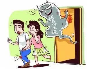 新房入住十天英俊小伙變憔悴不堪，新房裝修后如何除甲醛您必須了解！