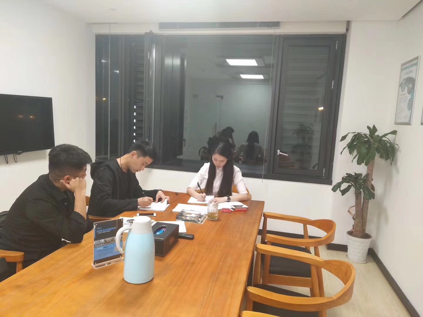 熱烈祝賀馬總、張總簽約創(chuàng)綠家亳州縣級代理！