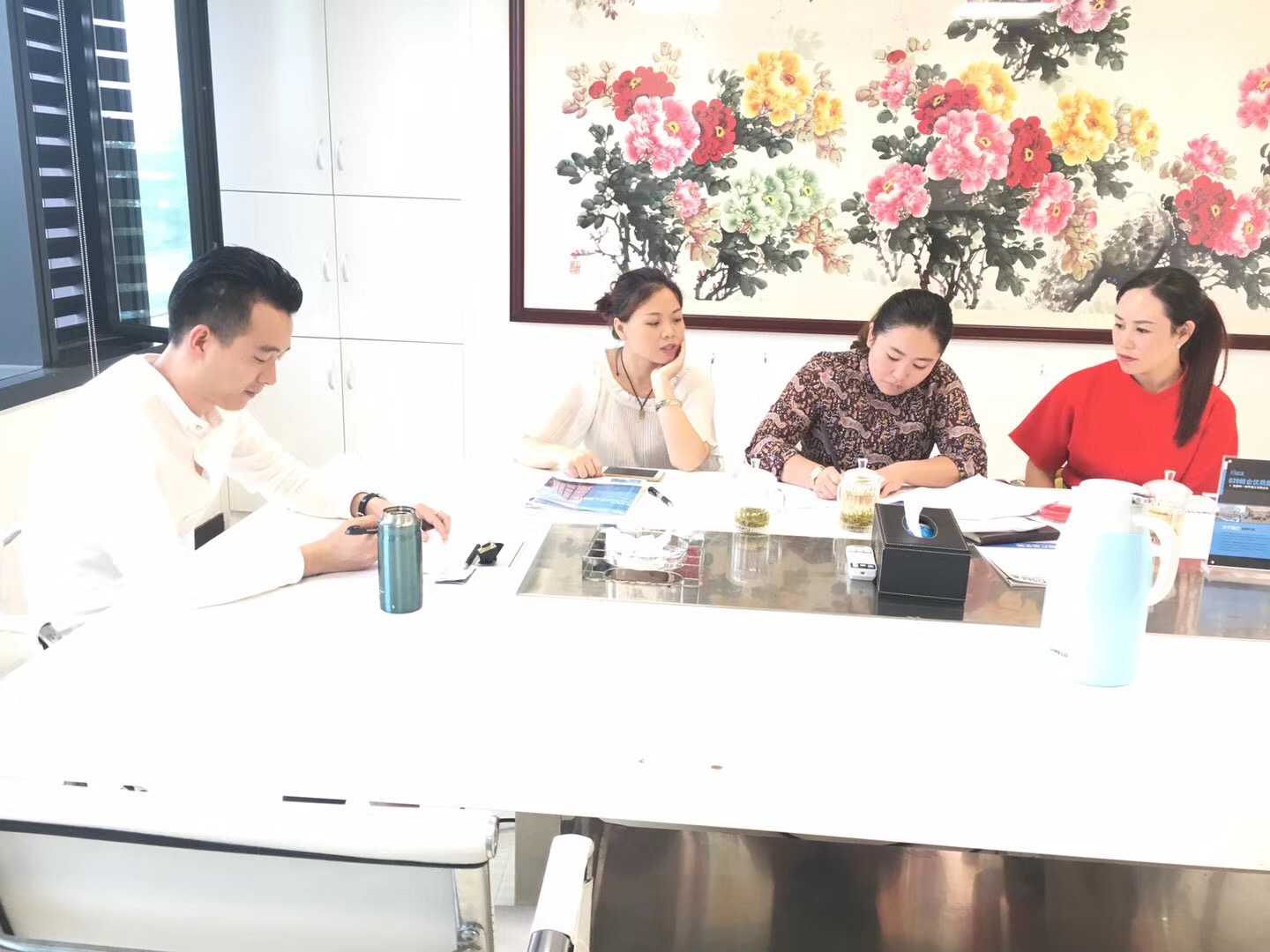熱烈祝賀賀總團(tuán)隊簽約創(chuàng)綠家重慶市區(qū)級代理！