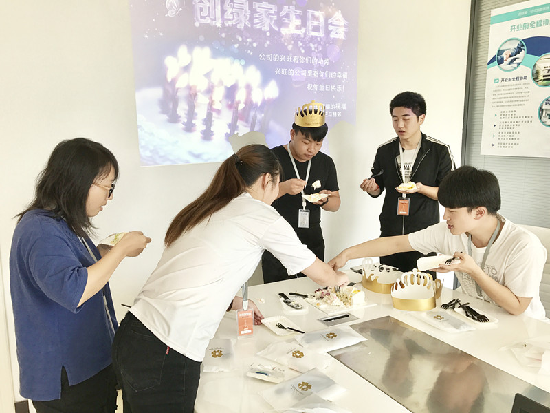 【10月生日會(huì)】我們的創(chuàng)綠家溫暖、開心，還有傳承！