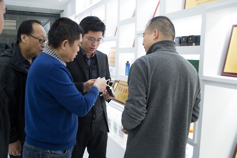 中國室內(nèi)環(huán)境凈化治理行業(yè)第四次發(fā)展研討會圓滿結(jié)束！