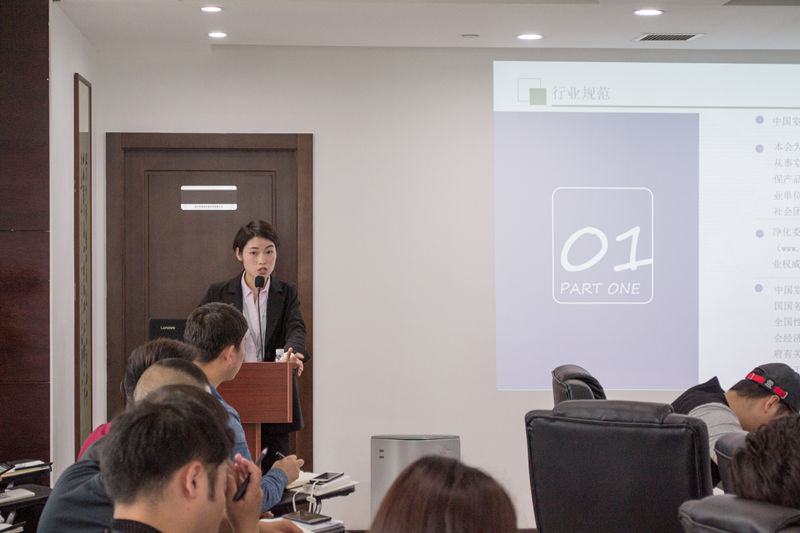 中國室內裝飾協會室內環(huán)境凈化治理專業(yè)委員會浙江中心除醛技術交流峰會圓滿結束！