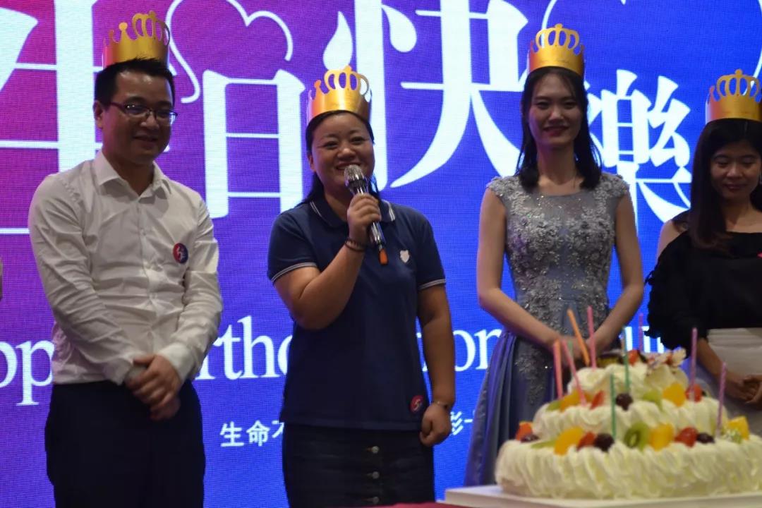 創(chuàng)綠家環(huán)保2018年中工作會(huì)議暨5周年慶典圓滿結(jié)束！