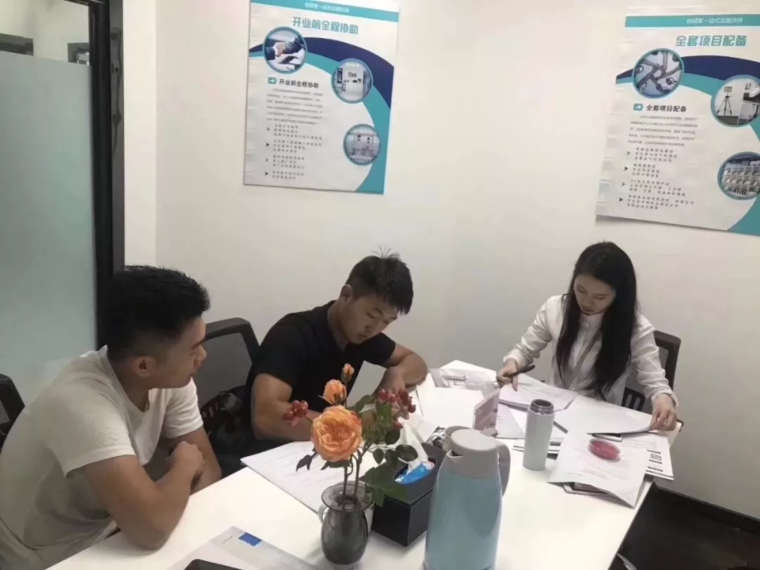 熱烈祝賀徐總簽約創(chuàng)綠家寧波市區(qū)級(jí)代理！