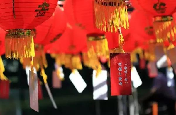 創(chuàng)綠家環(huán)保恭祝大家元宵快樂，幸福美滿！