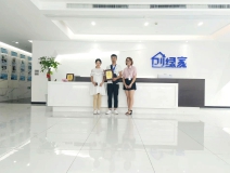熱烈祝賀段總夫婦簽約創(chuàng)綠家宜昌市區(qū)級代理！