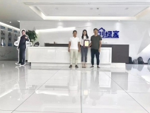 熱烈祝賀俞總、杜總簽約創(chuàng)綠家貴陽市區(qū)級代理！